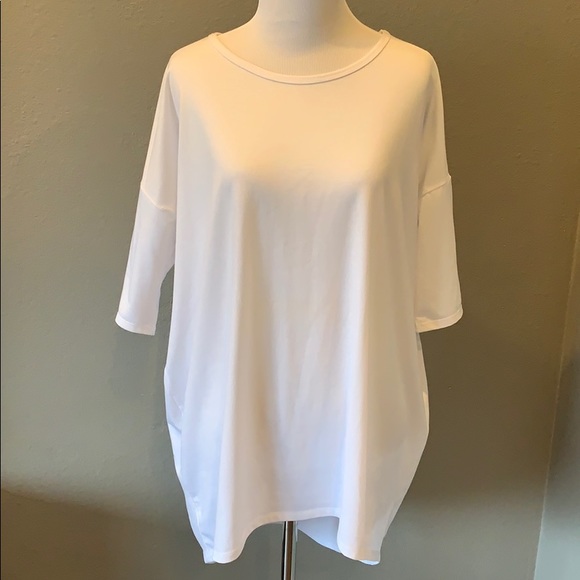 LuLaRoe Tops - Lularoe Irma